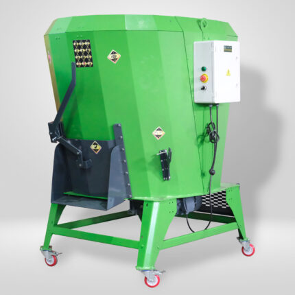 Resmak 1,5 Pro 1,5 Metreküp Yem Karma Makinesi